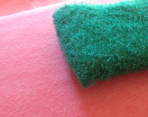 Using a sponge on pills