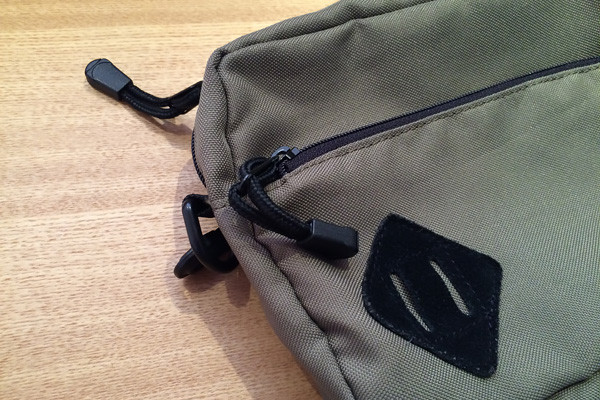 Dickies mini shoulder zipper cord