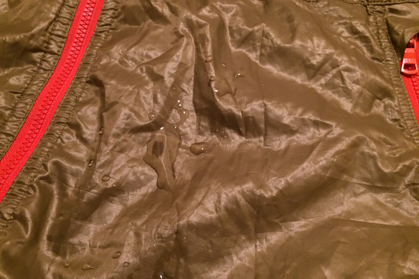 UNIQLO windbreaker before reproofing